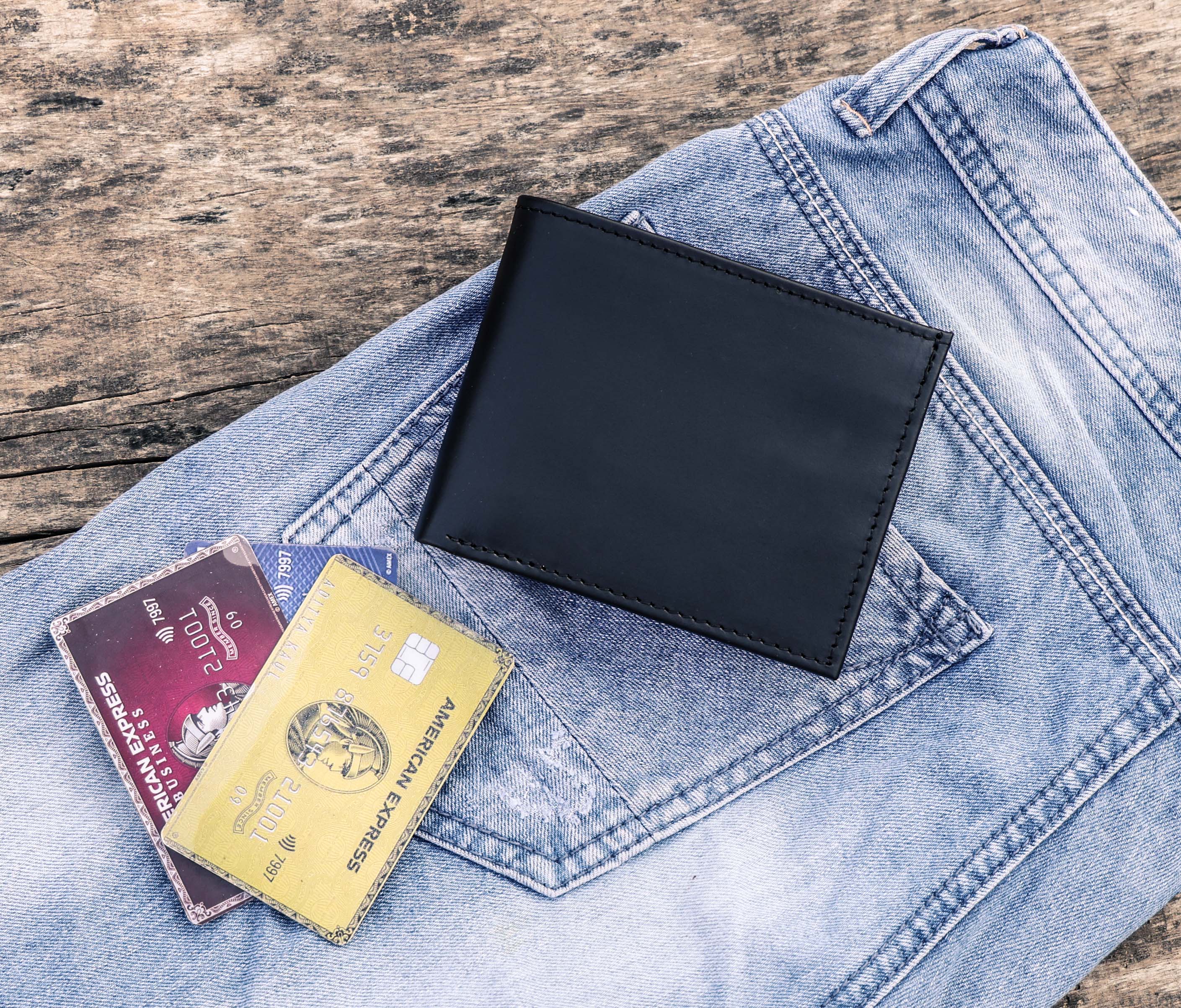 Celtic  Genuine Leather Bi-Fold Wallet with Coin Pocket | Stylish Men’s Wallet - Image 19