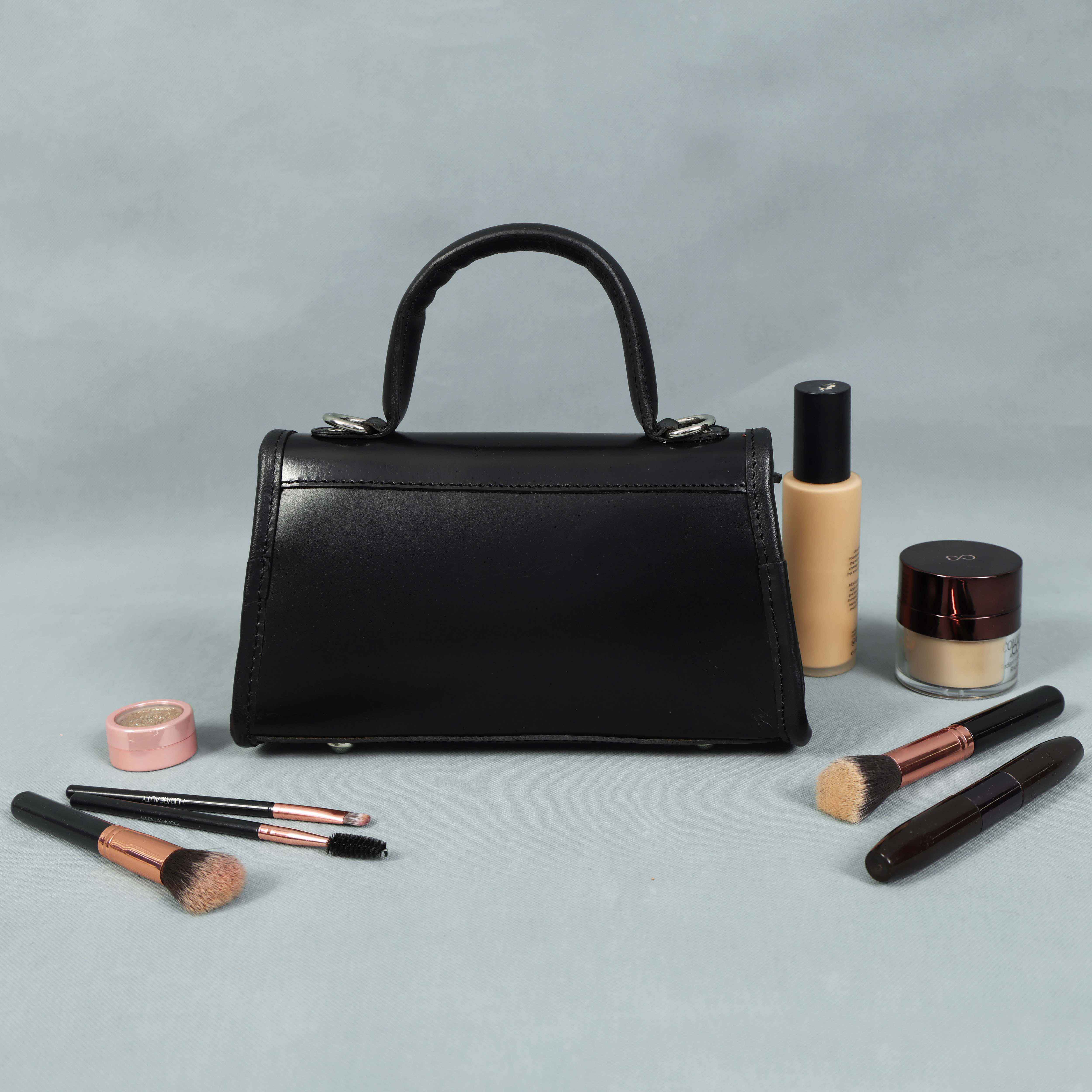 Premium  Leather Top-Handle Handbag with Flap Closure - Image 10