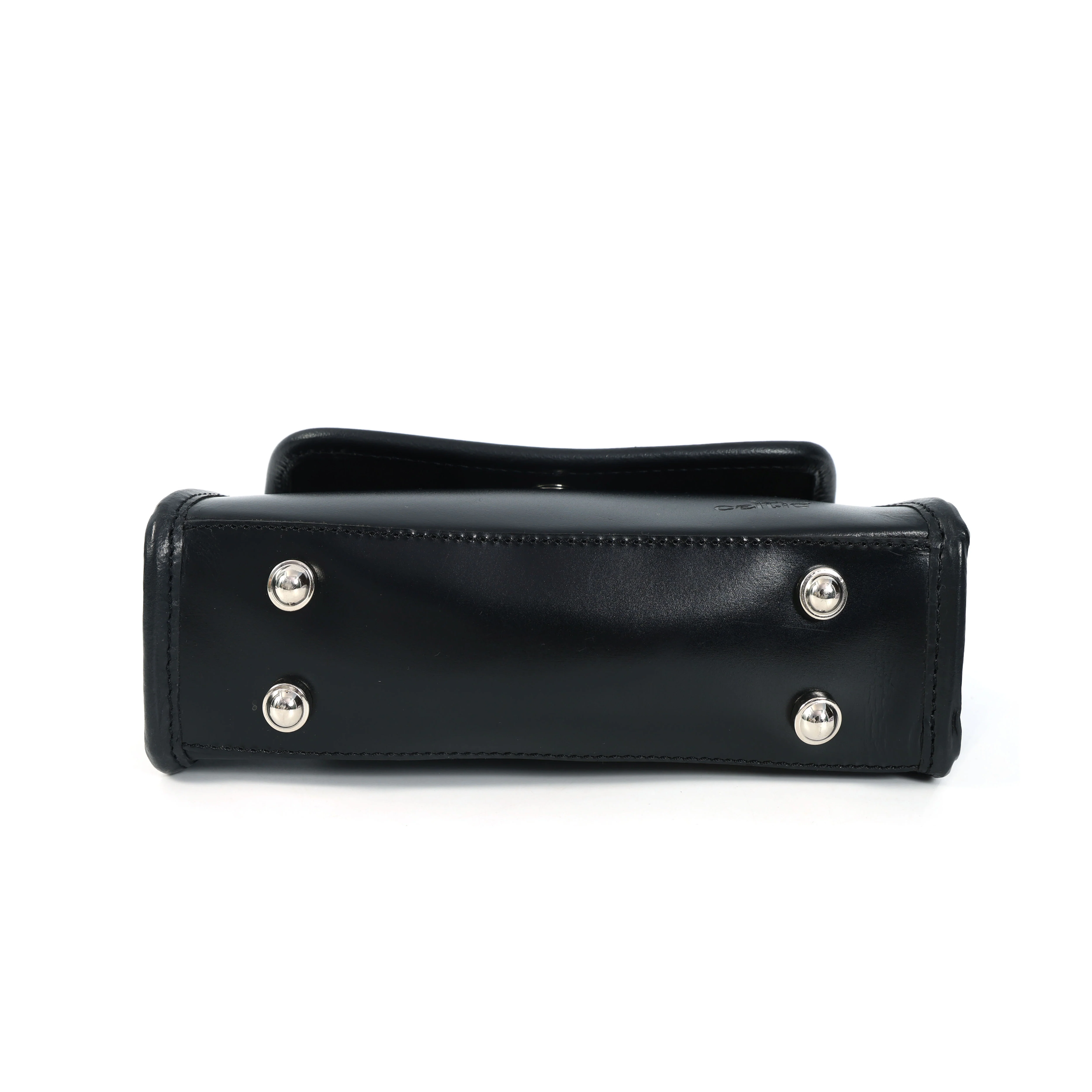 Premium  Leather Top-Handle Handbag with Flap Closure - Image 15