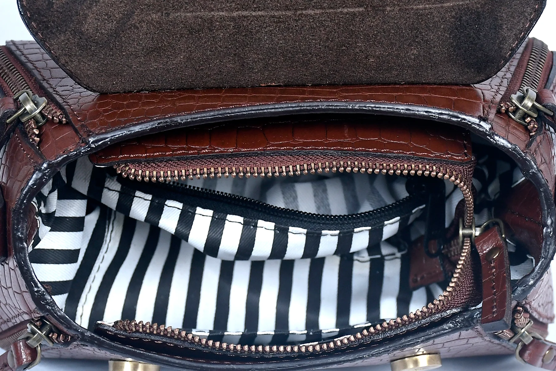 Premium Croc-Embossed Leather Handbag with Top Handle & Structured Zip Compartments - Image 11