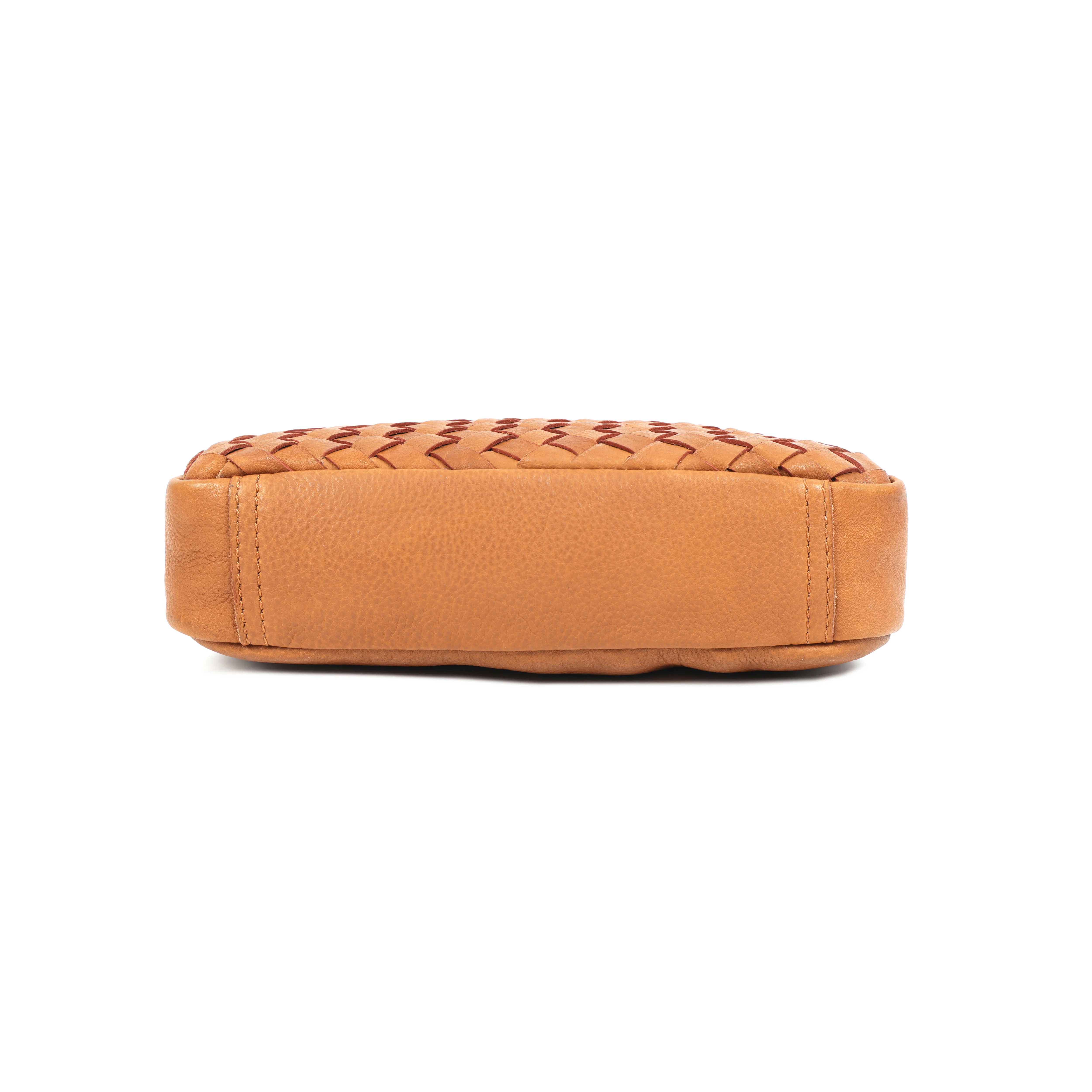 Premium Handwoven Leather Crossbody Bag with Adjustable Strap & Zip Compartments - Image 5