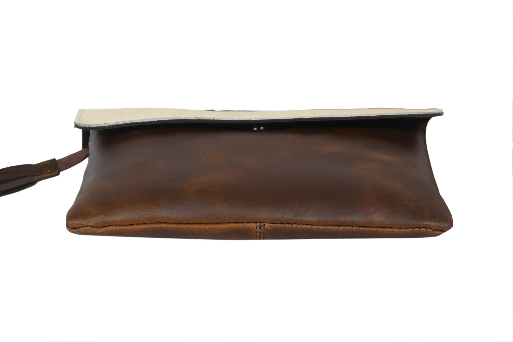 Celtic White And Tabaco Color Sling Bag - Image 6