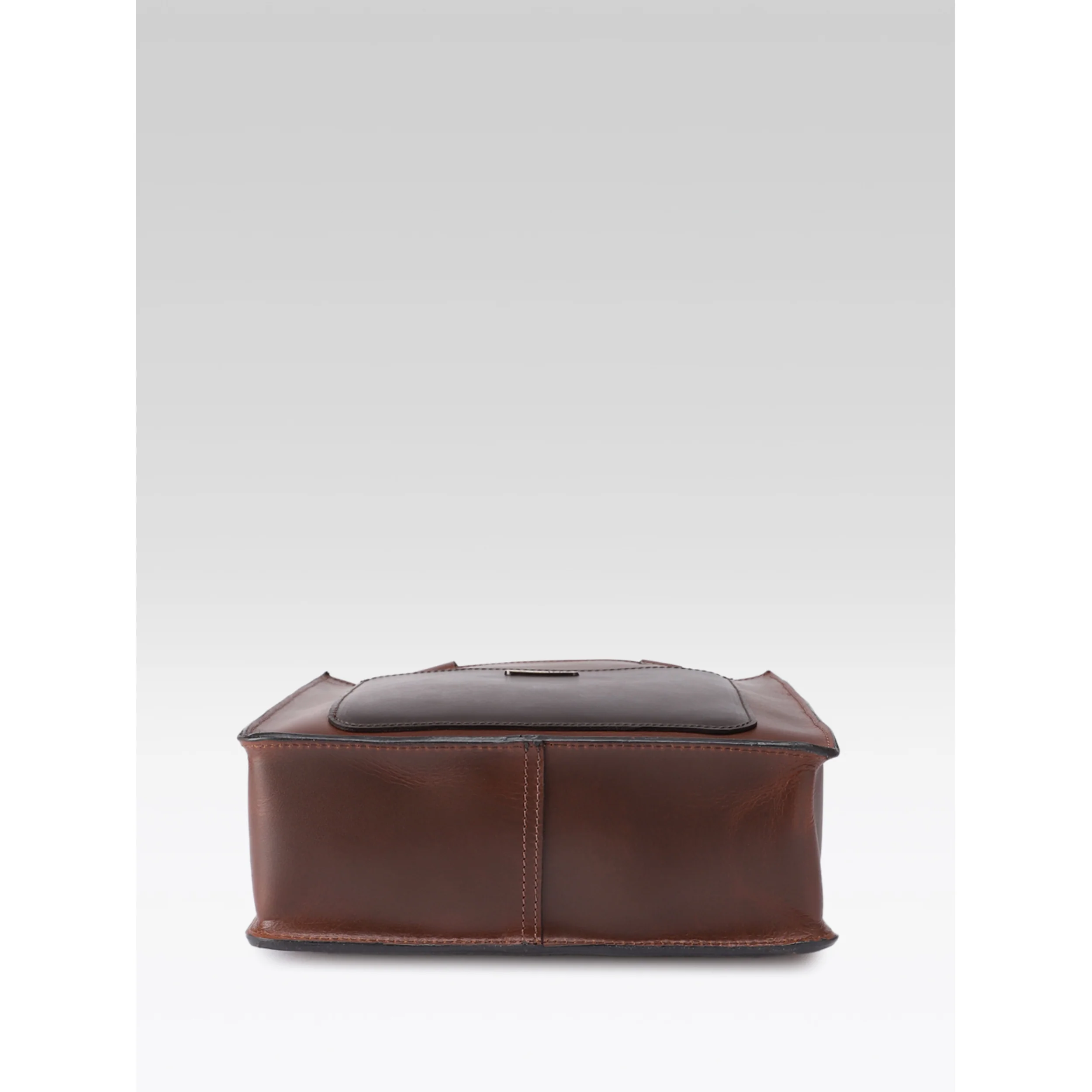 Premium Genuine Leather Tote Bag with Front Pocket Minimal & Durable Everyday Carry - Image 4