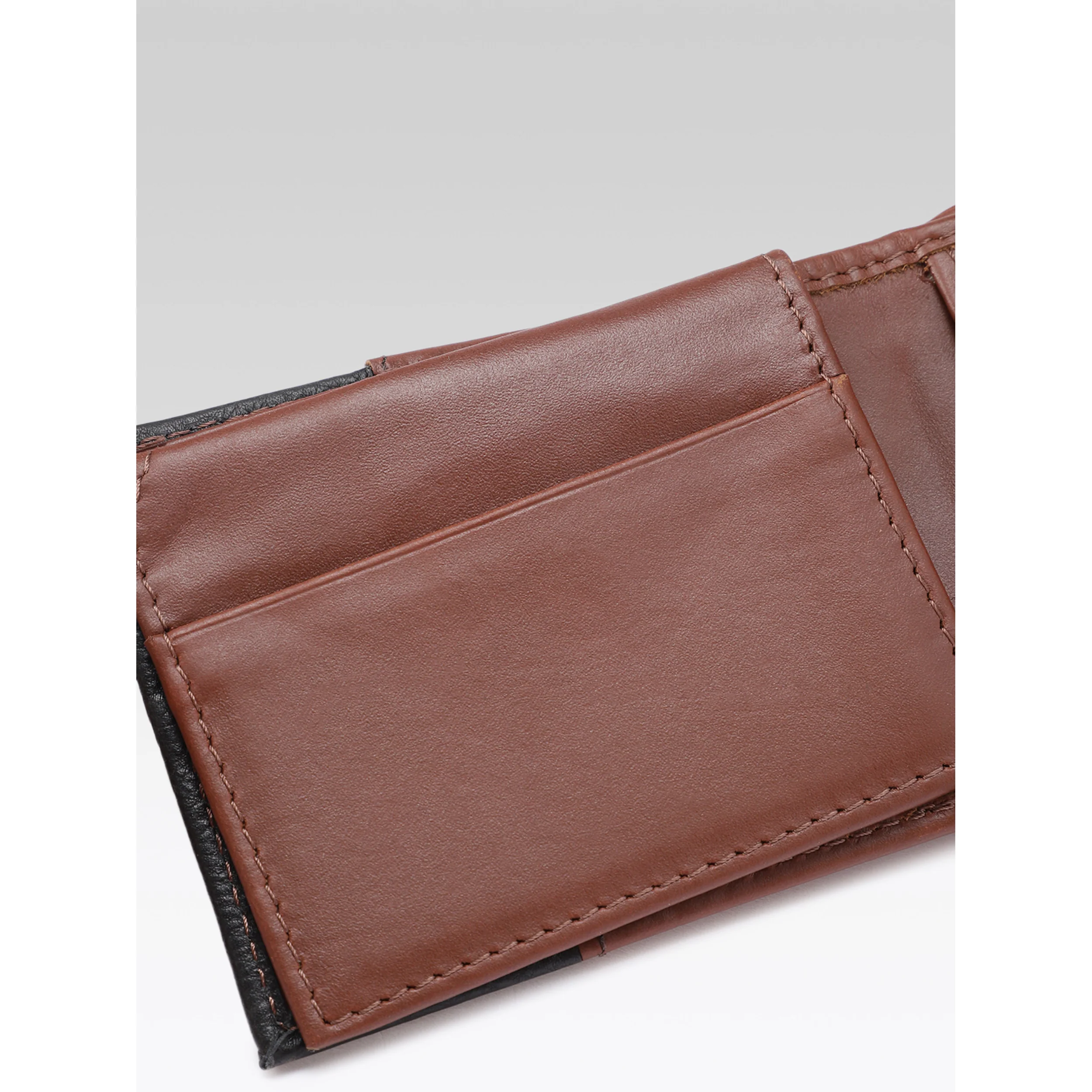 Premium Two-Tone Genuine Leather Mens Wallet | Slim Bifold Export Quality with Coin Pocket - Image 6