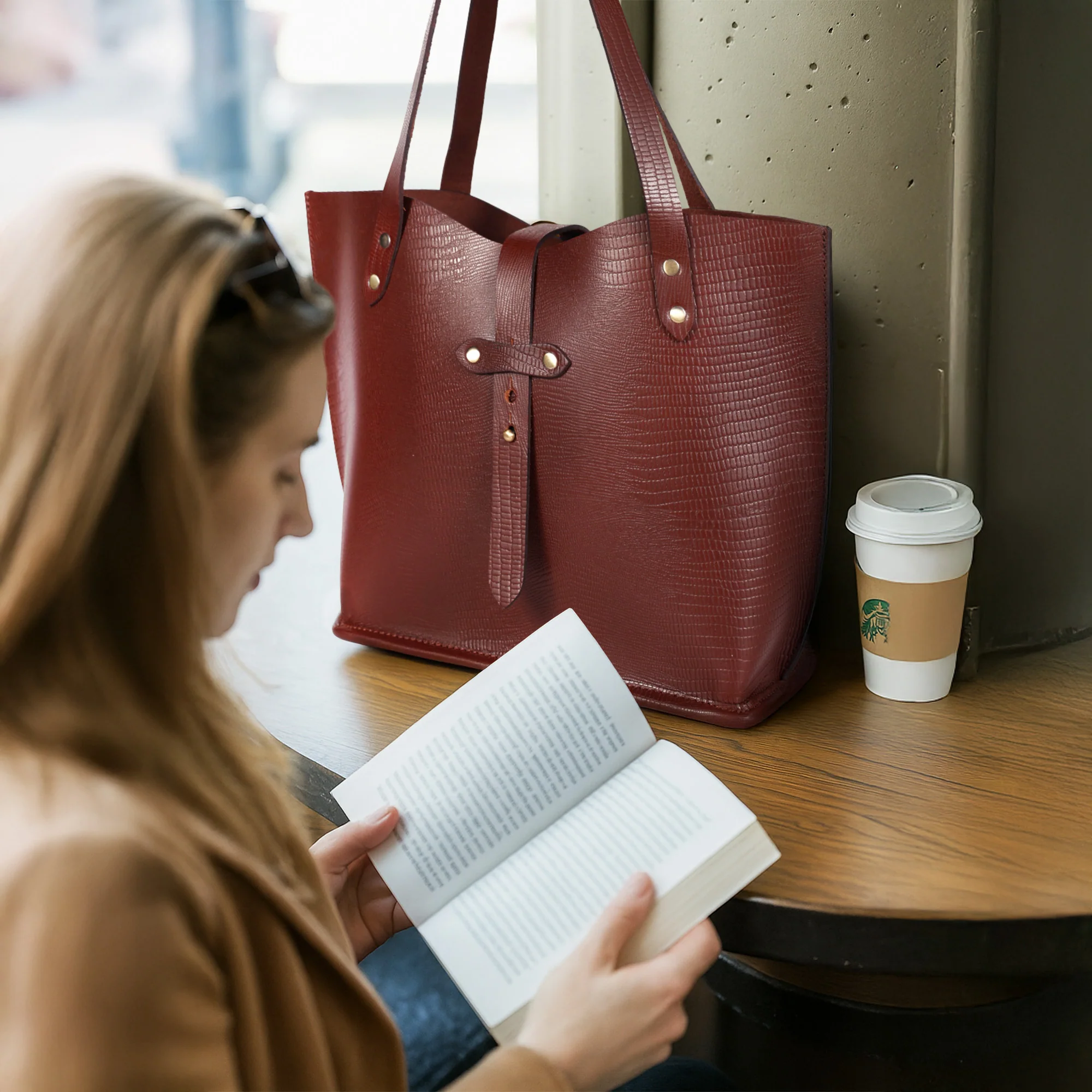 Fashionable Leather Tote bag Chic & Attractive Design for Every Occasion - Image 3