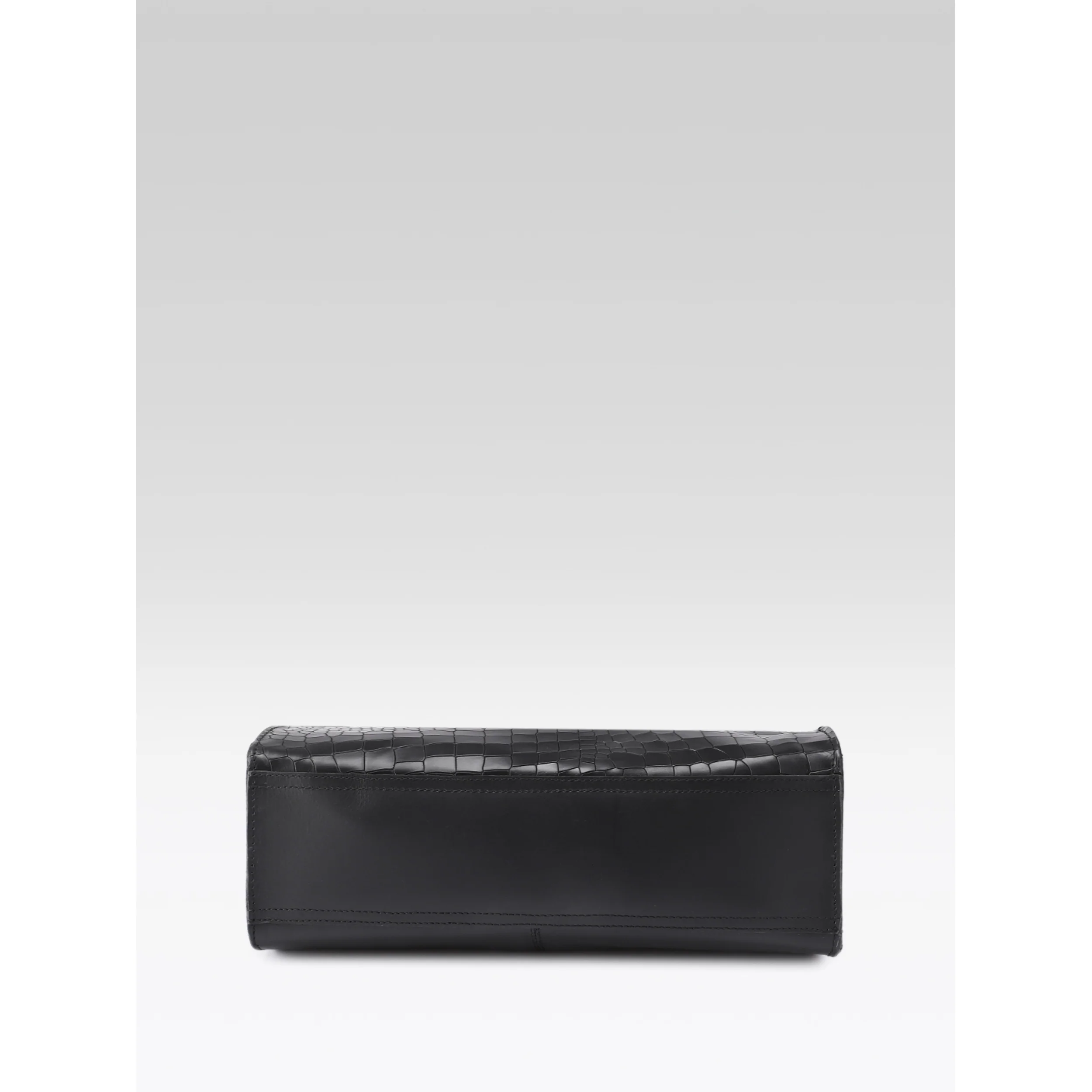 Premium Croc-Embossed Leather Tote with Dual Handles, Zip Closure & Detachable Strap - Image 3