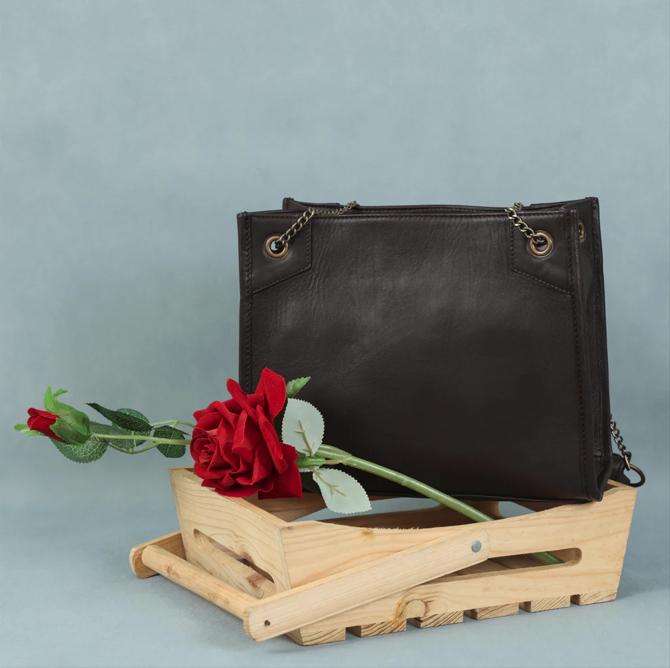 Premium Leather Chain Handle Tote Bag with Zipper Closure - Image 4