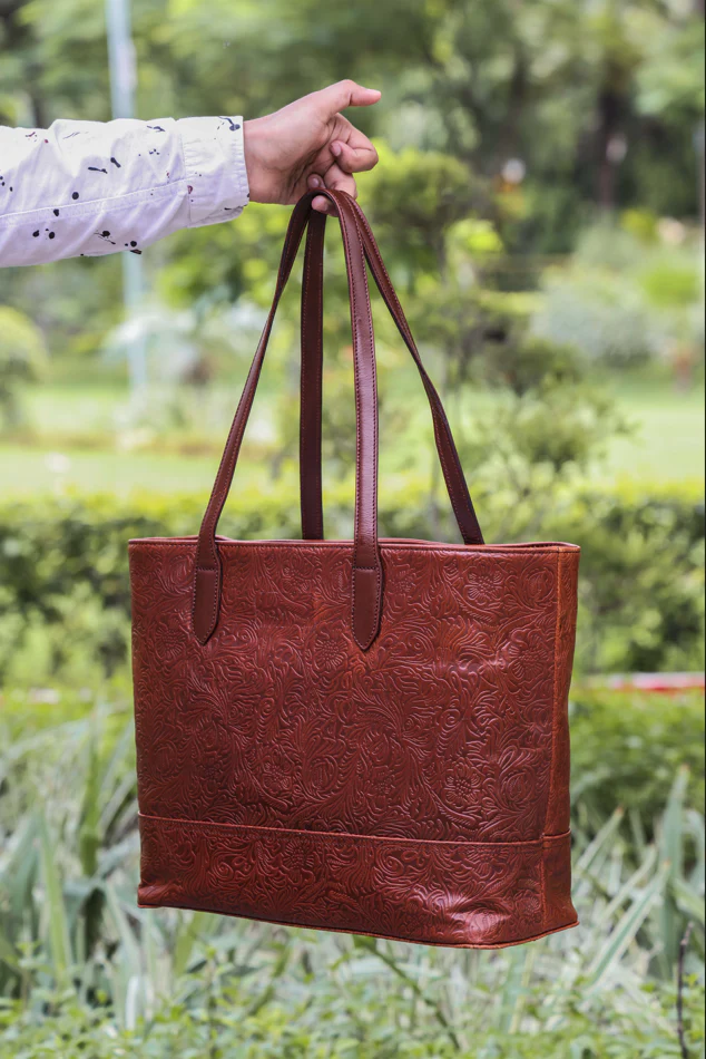 Premium Embossed Leather Tote Bag with Zipper Closure & Spacious Lined Interior - Image 4