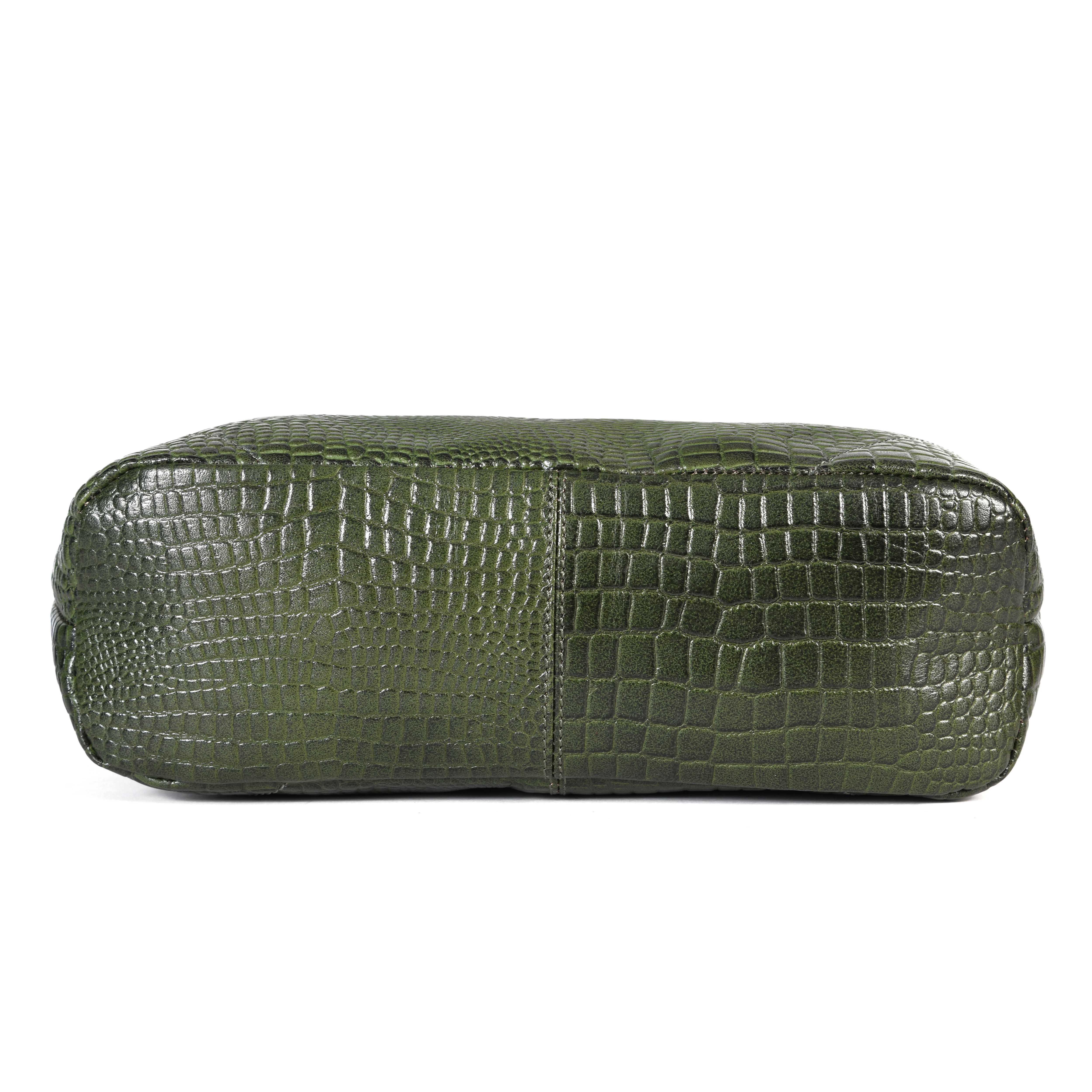 Croc-Texture Leather Tote Bag with Spacious Interior and Dual Shoulder Handles - Image 17