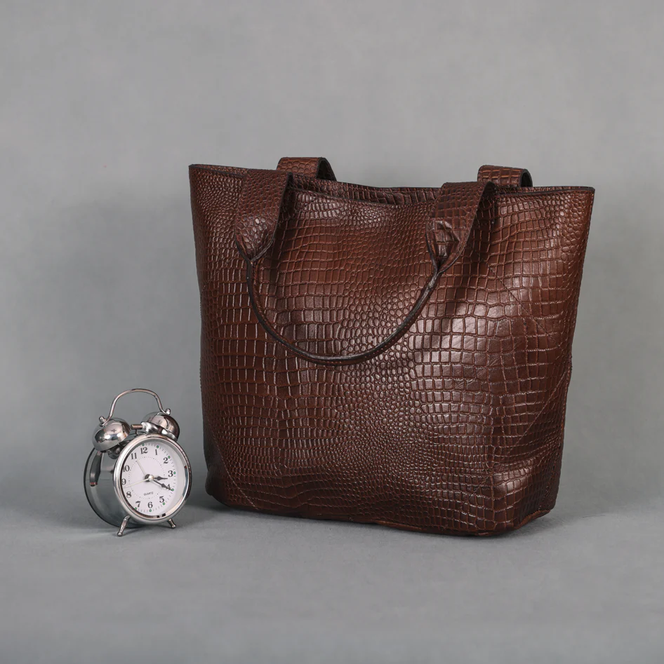 Croc-Texture Leather Tote Bag with Spacious Interior and Dual Shoulder Handles - Image 3