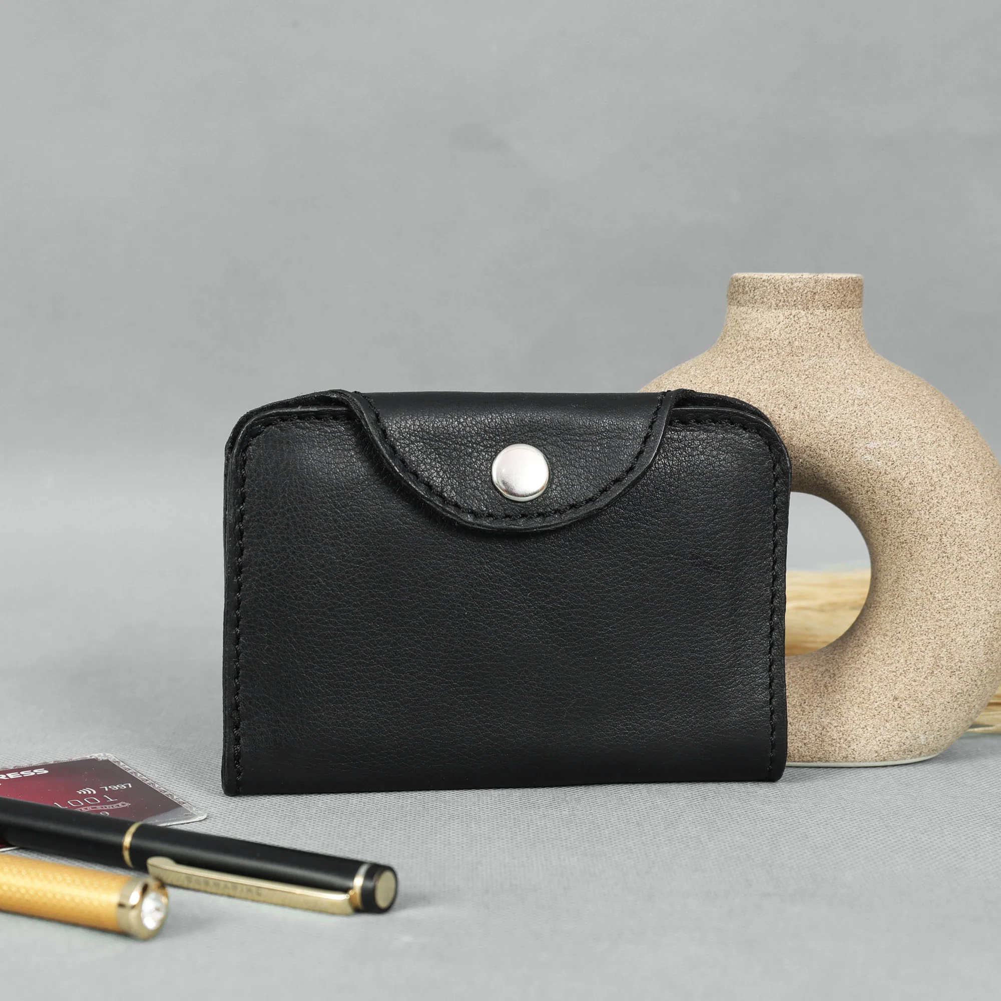Premium Leather Cardholder ƒ???????? Slim, Stylish & Durable Wallet for Men & Women.LA-1416