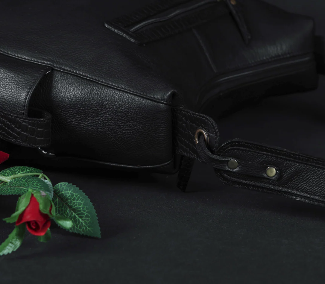 Premium Genuine Leather Hobo Shoulder Bag with Zippered Pockets & Fixed Strap - Image 5
