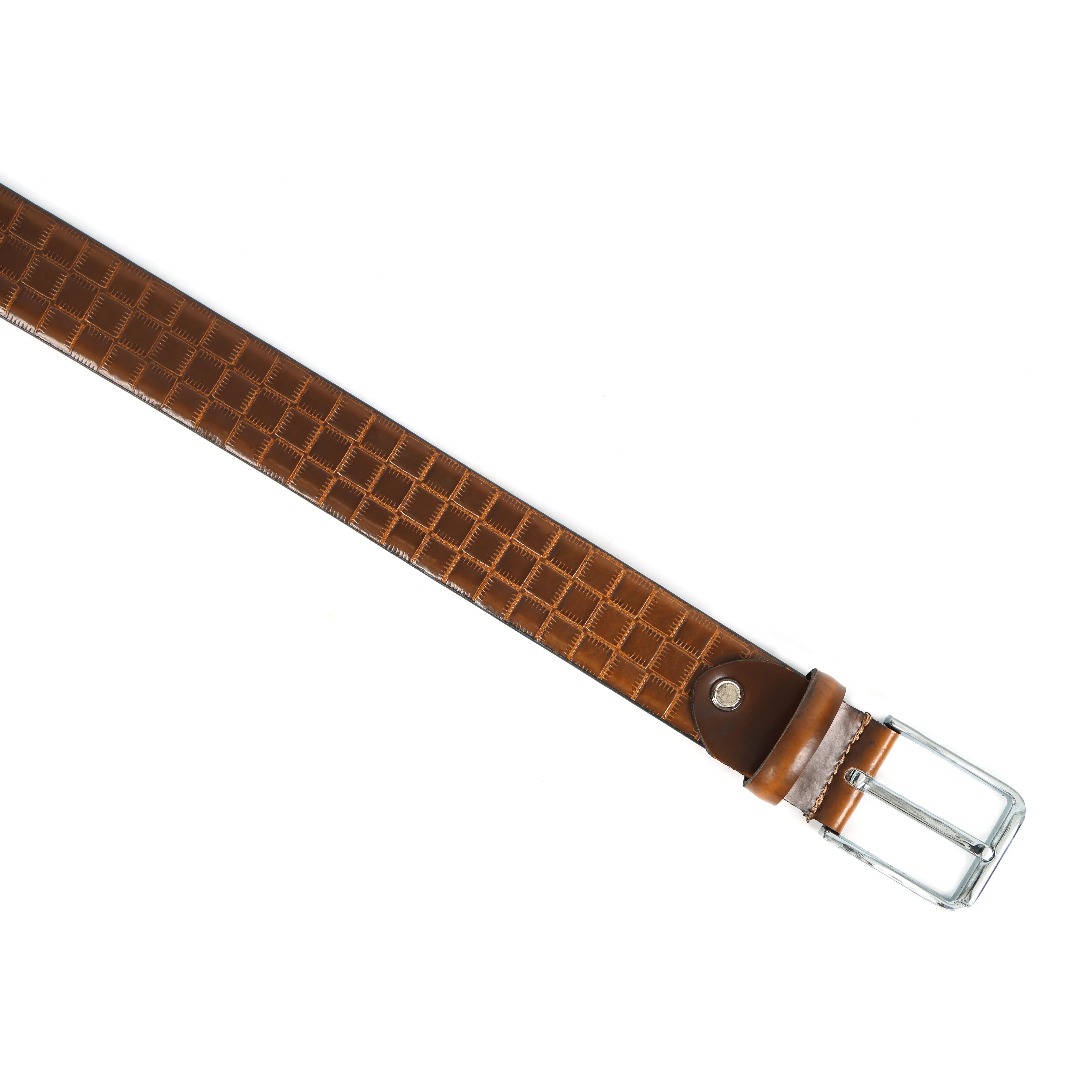 Men Premium Tan Textured Leather Belt With Grid Pattern Finish And Polished Metal Buckle - Image 3
