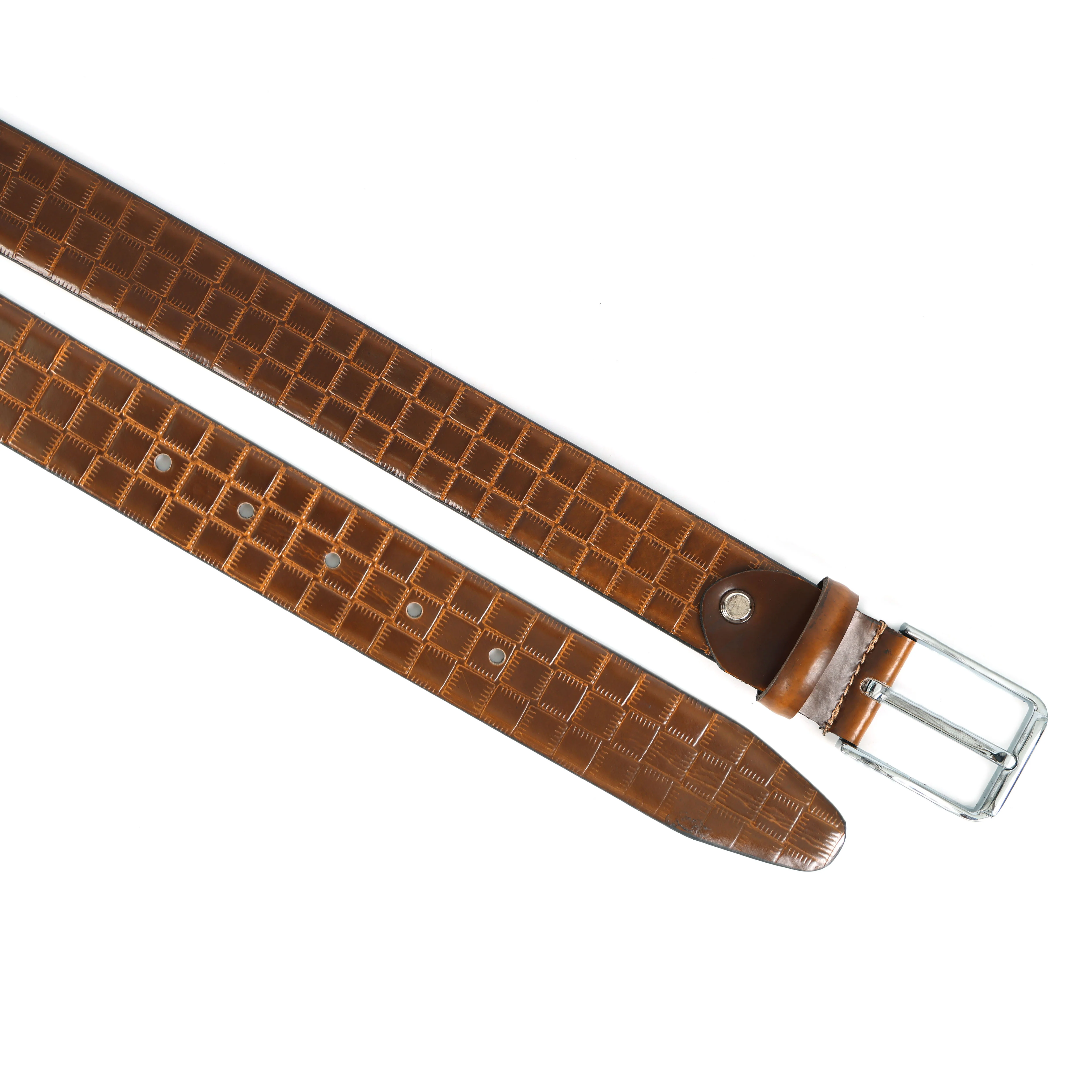 Men Premium Tan Textured Leather Belt With Grid Pattern Finish And Polished Metal Buckle - Image 6