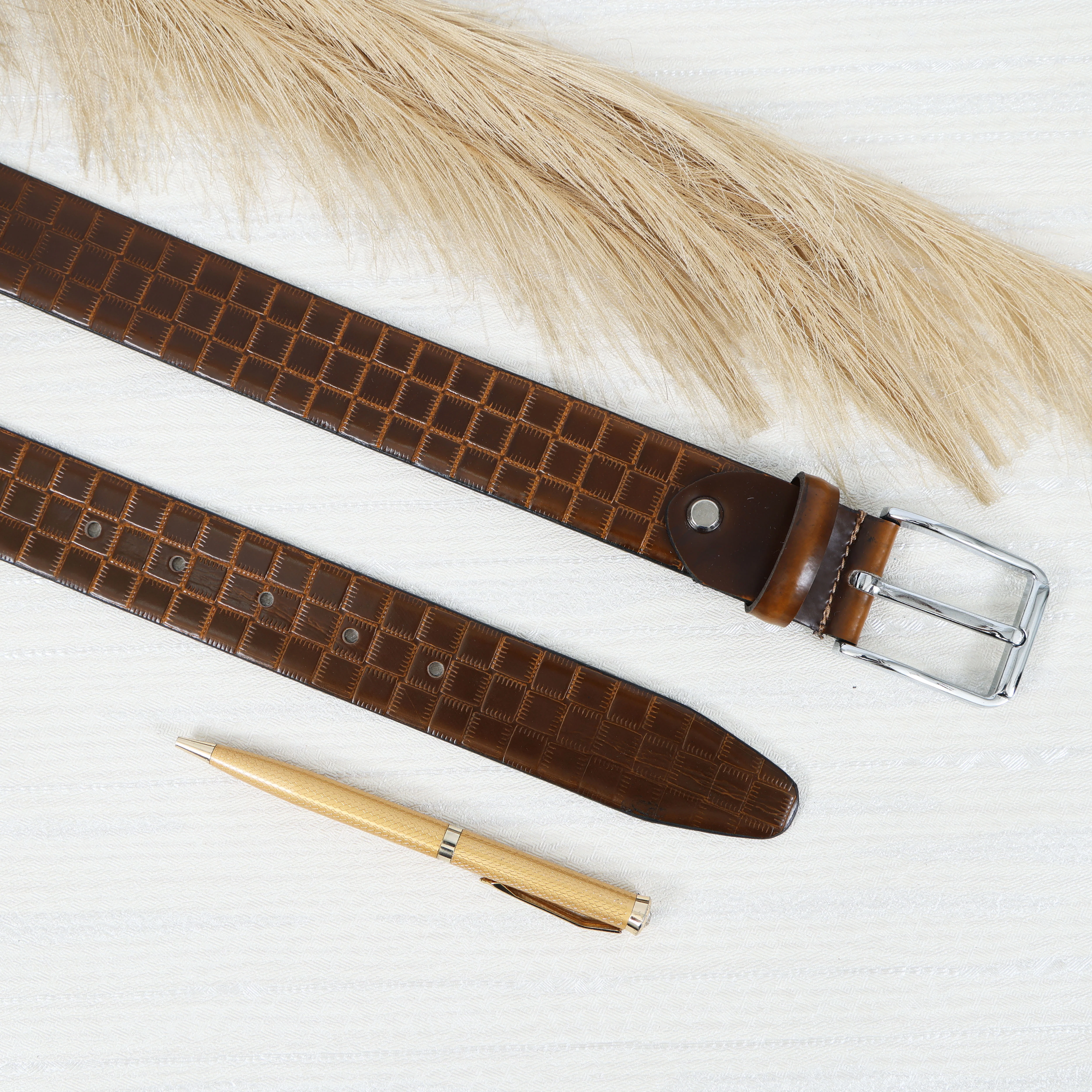 Men Premium Tan Textured Leather Belt With Grid Pattern Finish And Polished Metal Buckle - Image 7