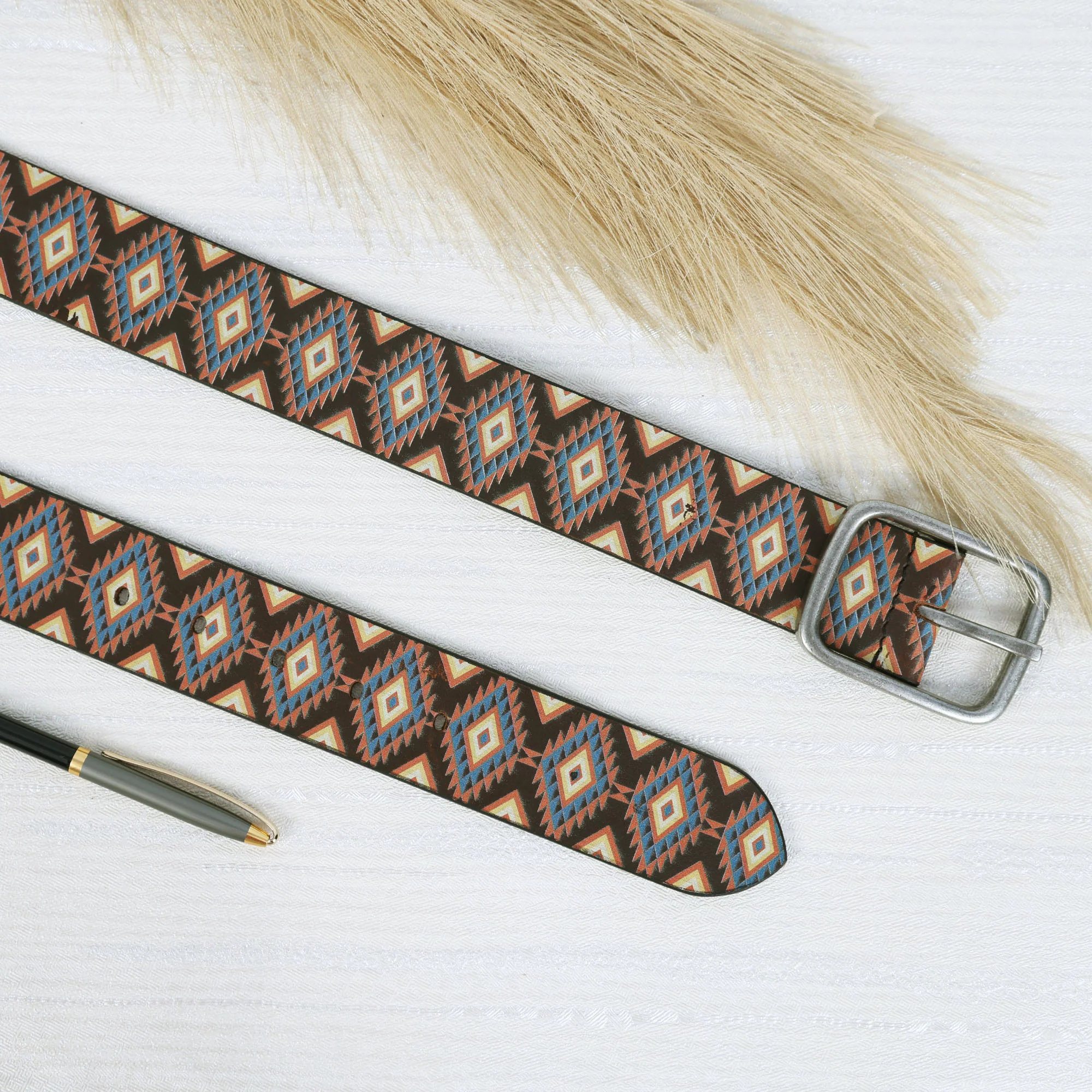 Vintage Silver Buckle Belt & Sleek Leather Wallet Combo Everyday Essential Set - Image 8